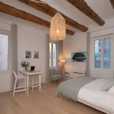 Design Suites Vieux Port Марсилия Екстериор снимка