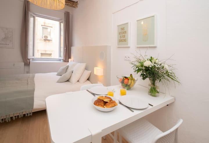 Design Suites Vieux Port Марсилия Екстериор снимка