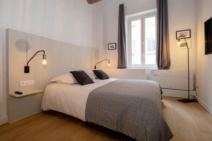 Design Suites Vieux Port Марсилия Екстериор снимка