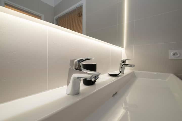 Design Suites Vieux Port Марсилия Екстериор снимка