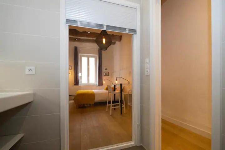 Design Suites Vieux Port Марсилия Екстериор снимка