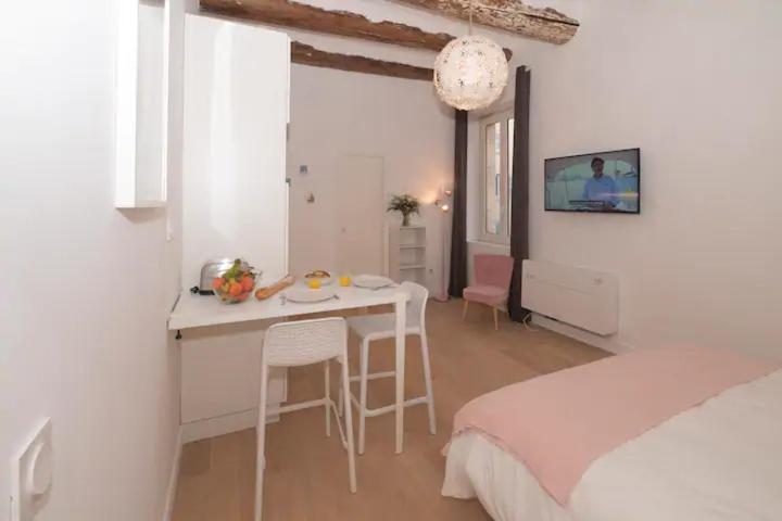 Design Suites Vieux Port Марсилия Екстериор снимка