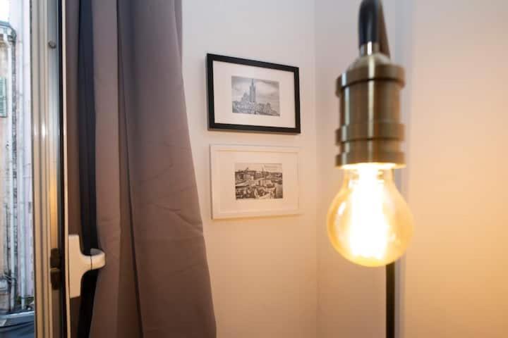 Design Suites Vieux Port Марсилия Екстериор снимка