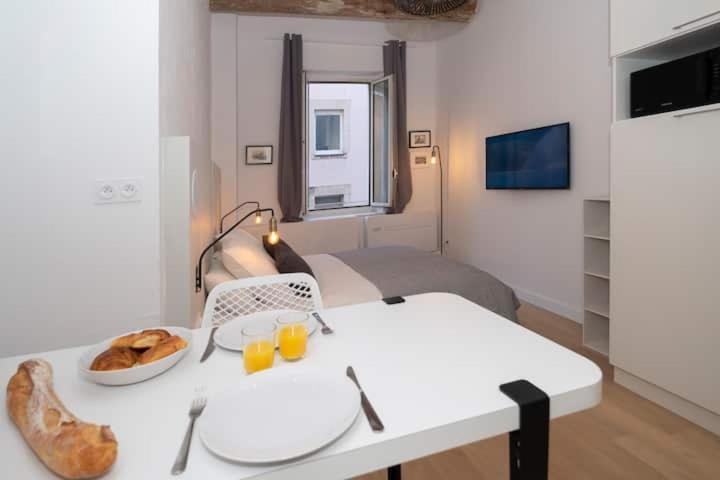Design Suites Vieux Port Марсилия Екстериор снимка
