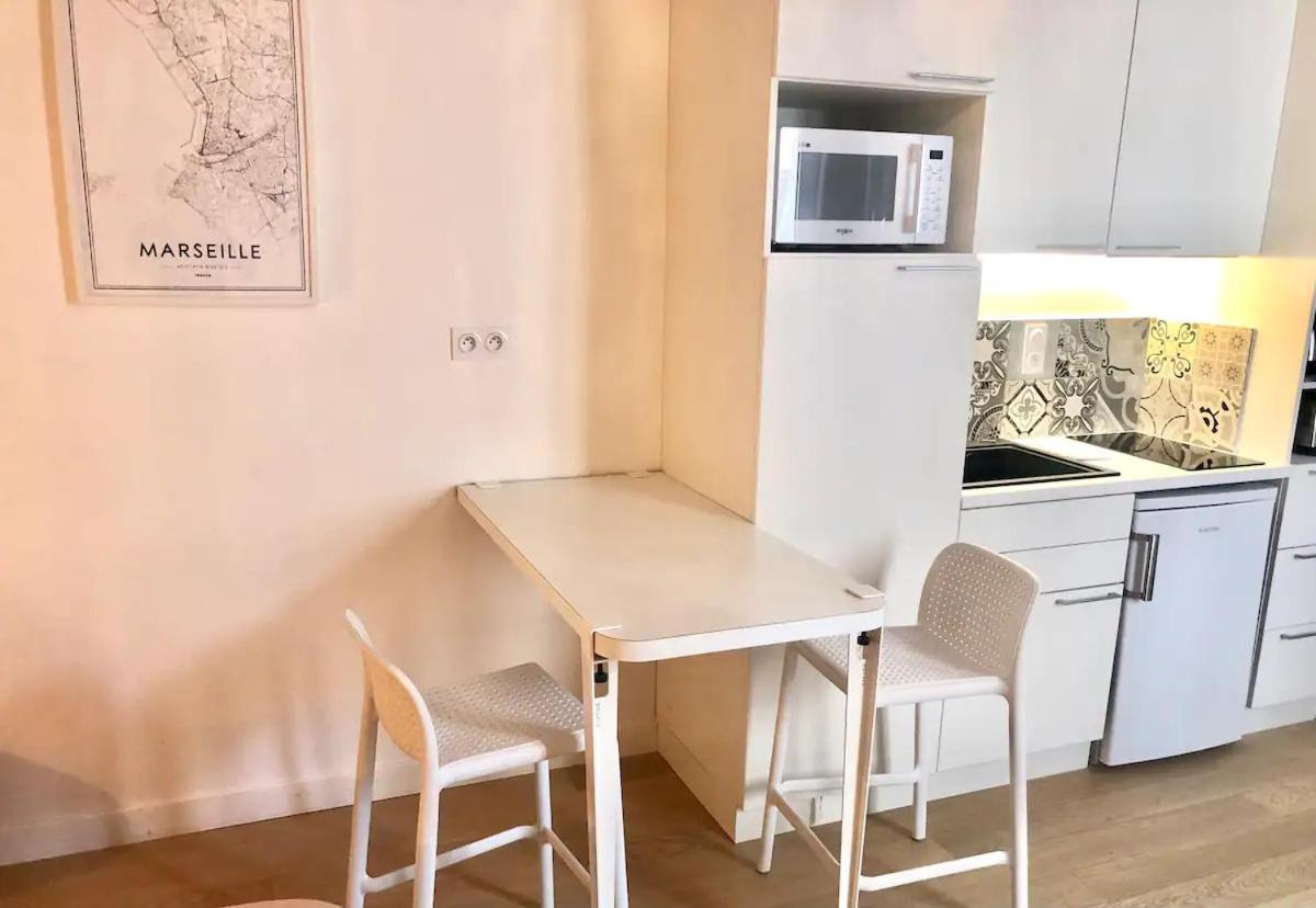 Design Suites Vieux Port Марсилия Екстериор снимка