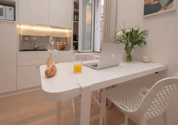 Design Suites Vieux Port Марсилия Екстериор снимка