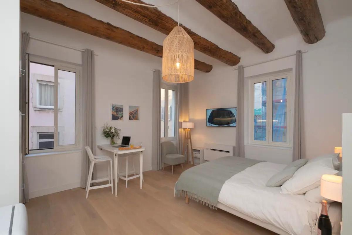 Design Suites Vieux Port Марсилия Екстериор снимка